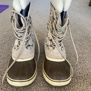 Women’s Sorel winter boots